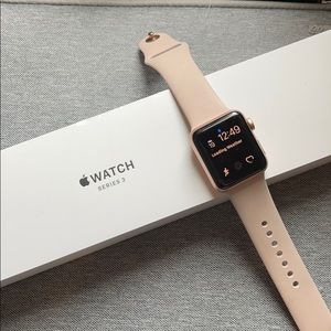 APPLE WATCH SERIES 3
